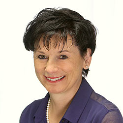 Dr. Carmen Sauer